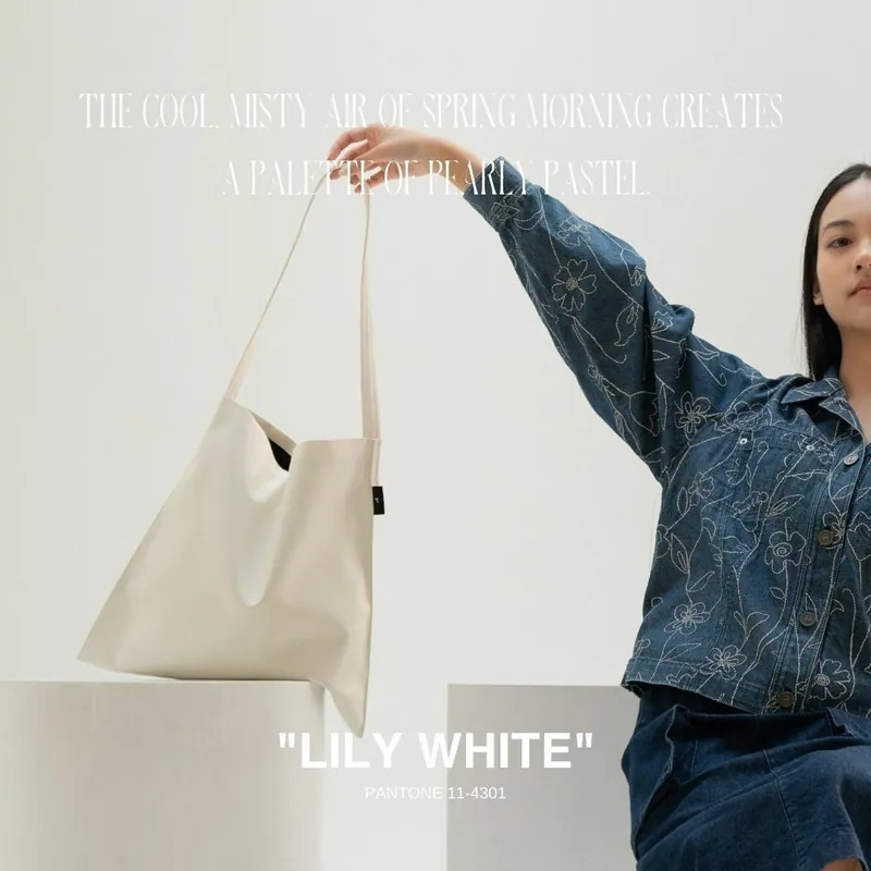 泰國Rust Brand 2023系列 - Lily White, 女裝, 手袋及銀包, 單肩包 - Carousell