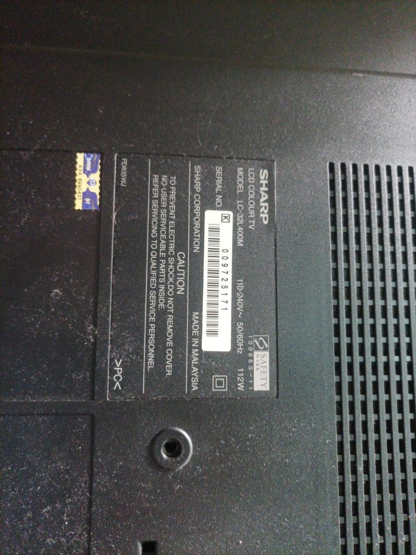 Sharp 32 inch LCD TV (ada defect pada screen dan remote tidak berfungsi
