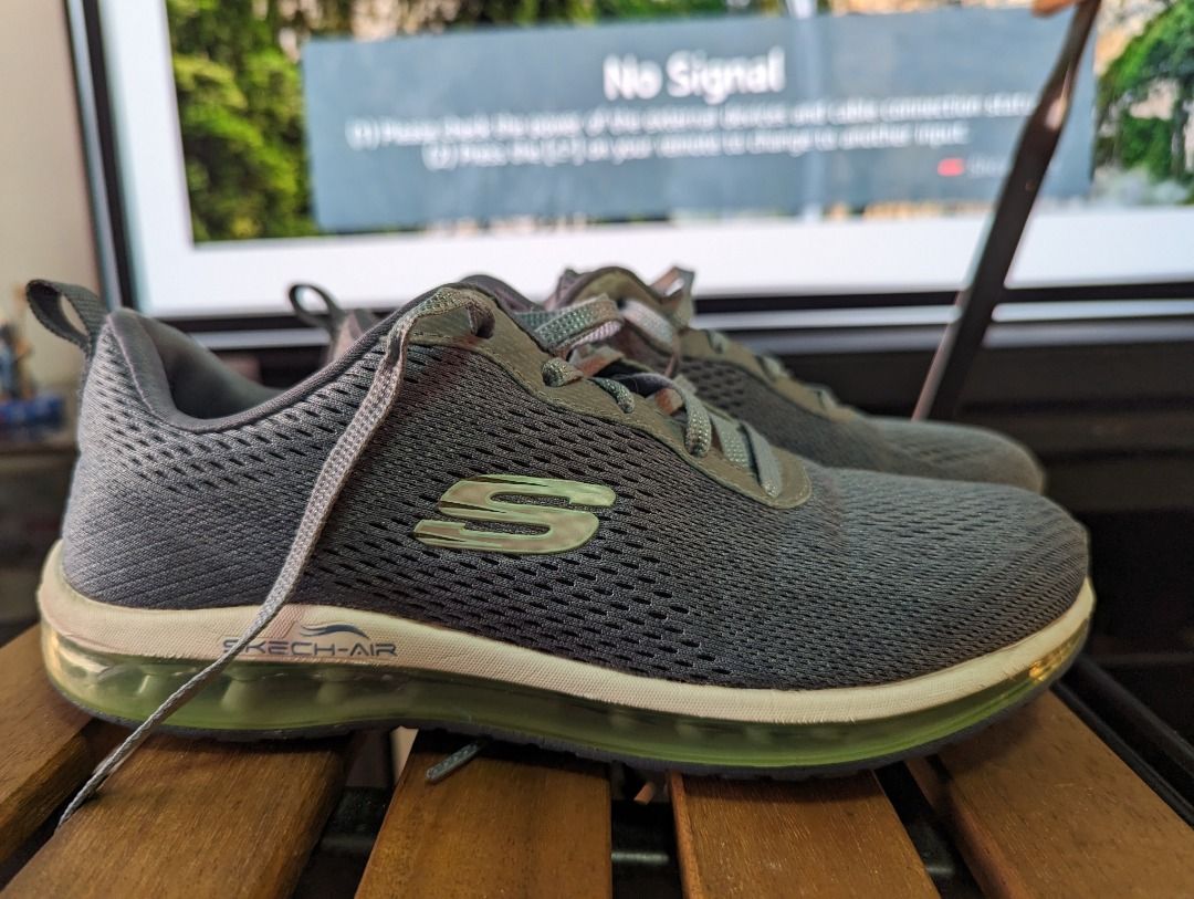 Skechers air cinema online