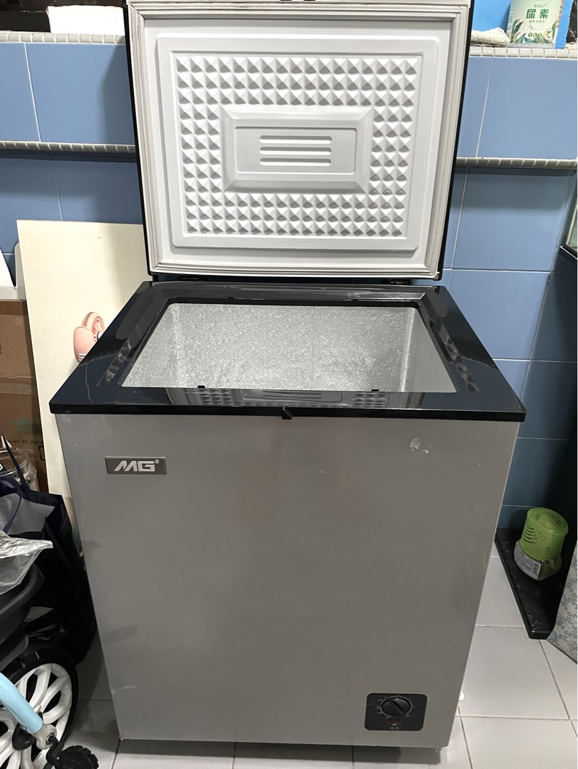 Small household chest freezer, TV & Home Appliances, Kitchen Appliances