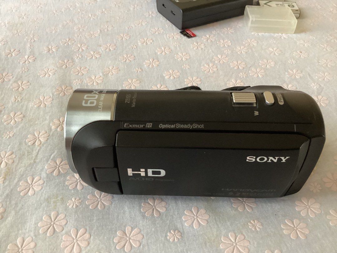 Sony HDRCX405 Camcorder with Exmor R CMOS Sensor Black (HDRCX405B