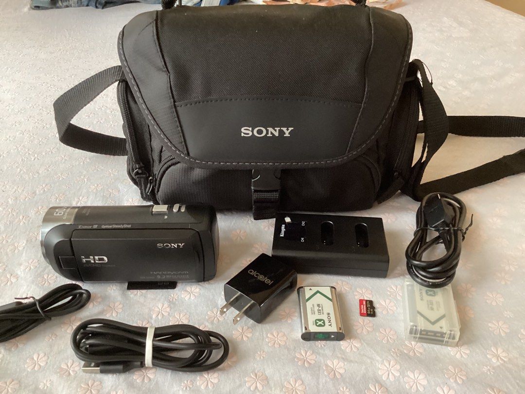 Sony HDRCX405 Camcorder with Exmor R CMOS Sensor Black (HDRCX405B