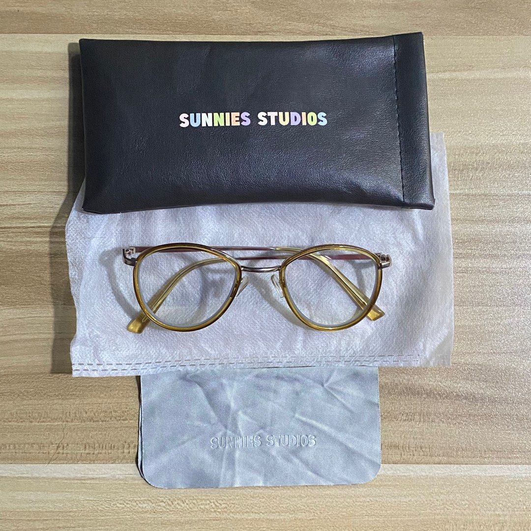 Glasses sunnies store