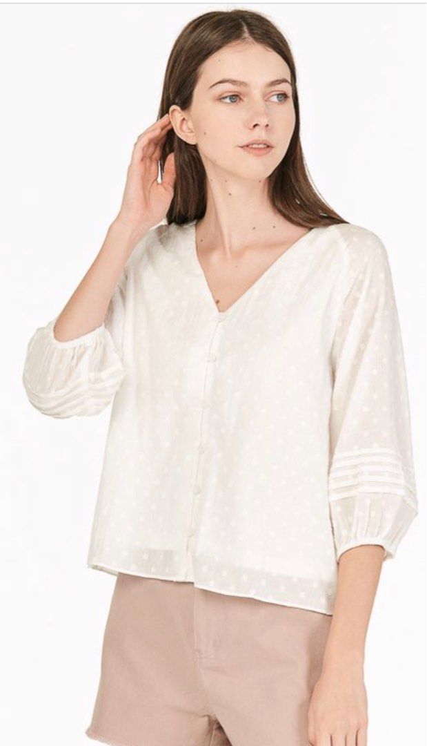 The Closet Lover Farryn Top in White Women s Fashion Tops