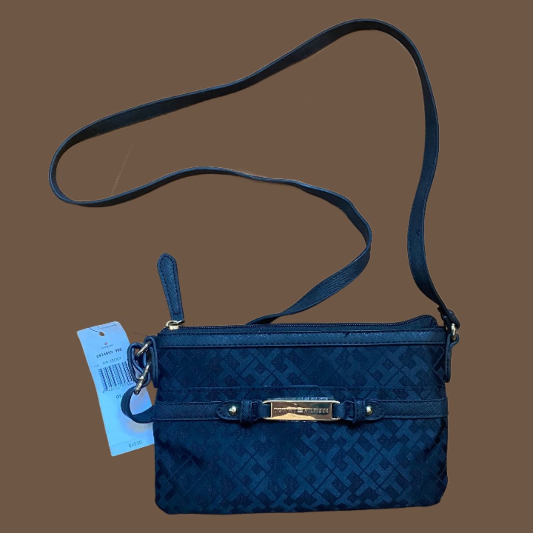 Tommy Hilfiger Crossbody Bag on Carousell