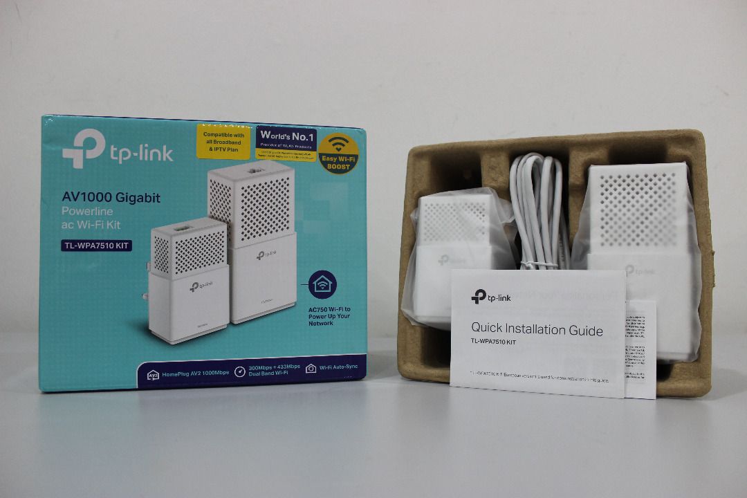 TP-LINK AV1000 Gigabit Powerline Wi-Fi Kit - White (TL-WPA7617 KIT