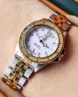 (Category: ) located in . Submitted by timeoutwatches (Listing ID 1244020242, Image 1). Description: .