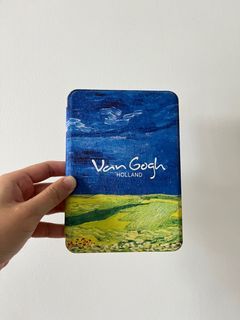 Van Gogh Kindle paper white 10th generation casing