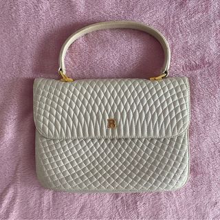 (Category: ) located in . Submitted by shop.ysaa (Listing ID 1243947632, Image 1). Description: .