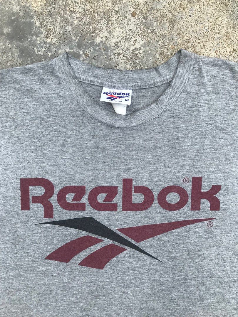 Reebok Original Womens Small Logo Tee – Sutton Sports