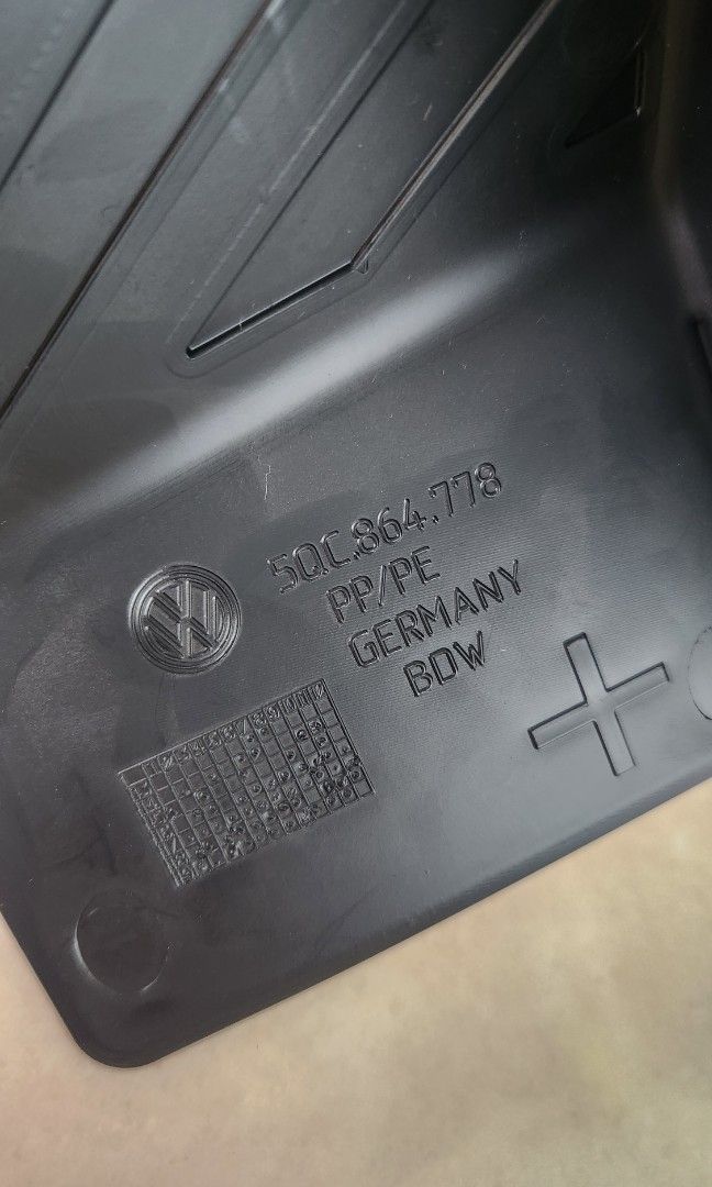 VW left foot rest, Car Accessories, Accessories on Carousell