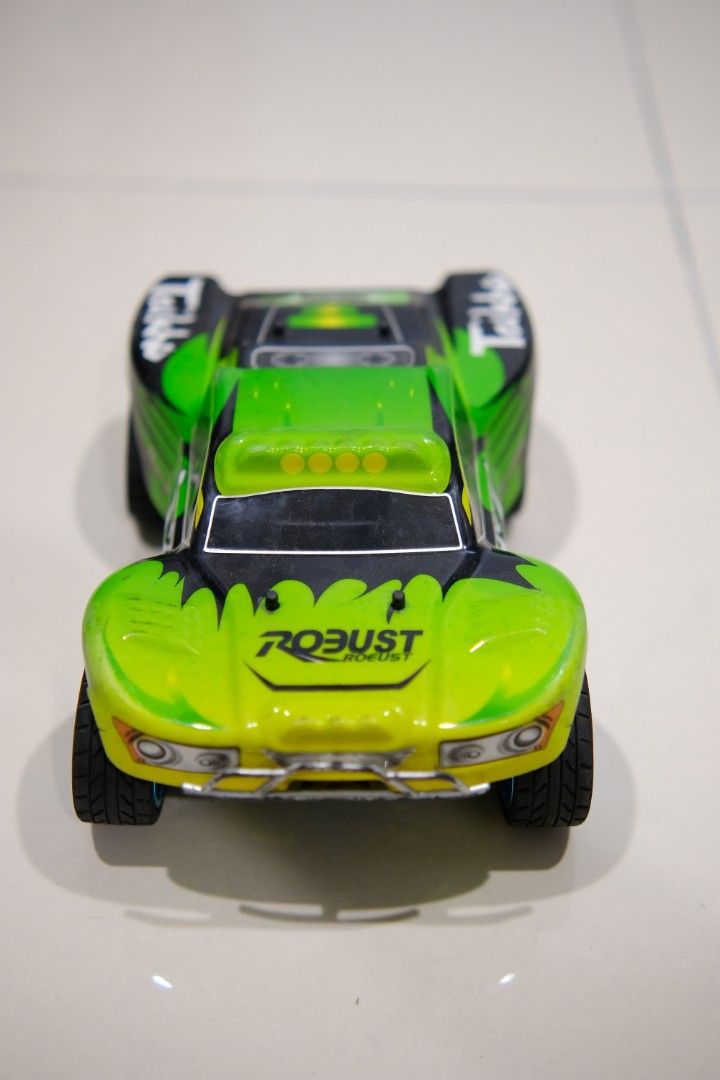 WLtoys 1 18 A969 rc car