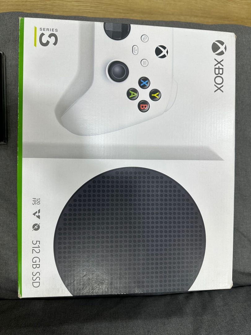 Xbox s under warranty, Video Gaming, Video Game Consoles, Xbox on Carousell