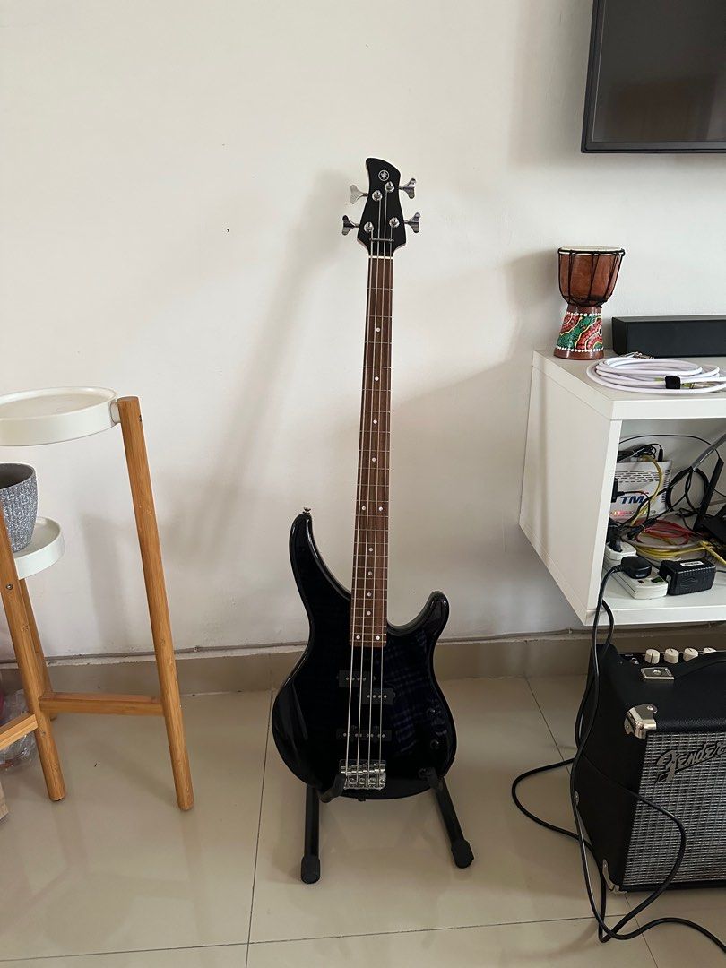 Yamaha top trbx174 black