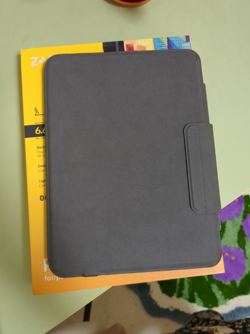 ZAGG Pro Keys For ipad Air (4th gen), Computers & Tech, Parts