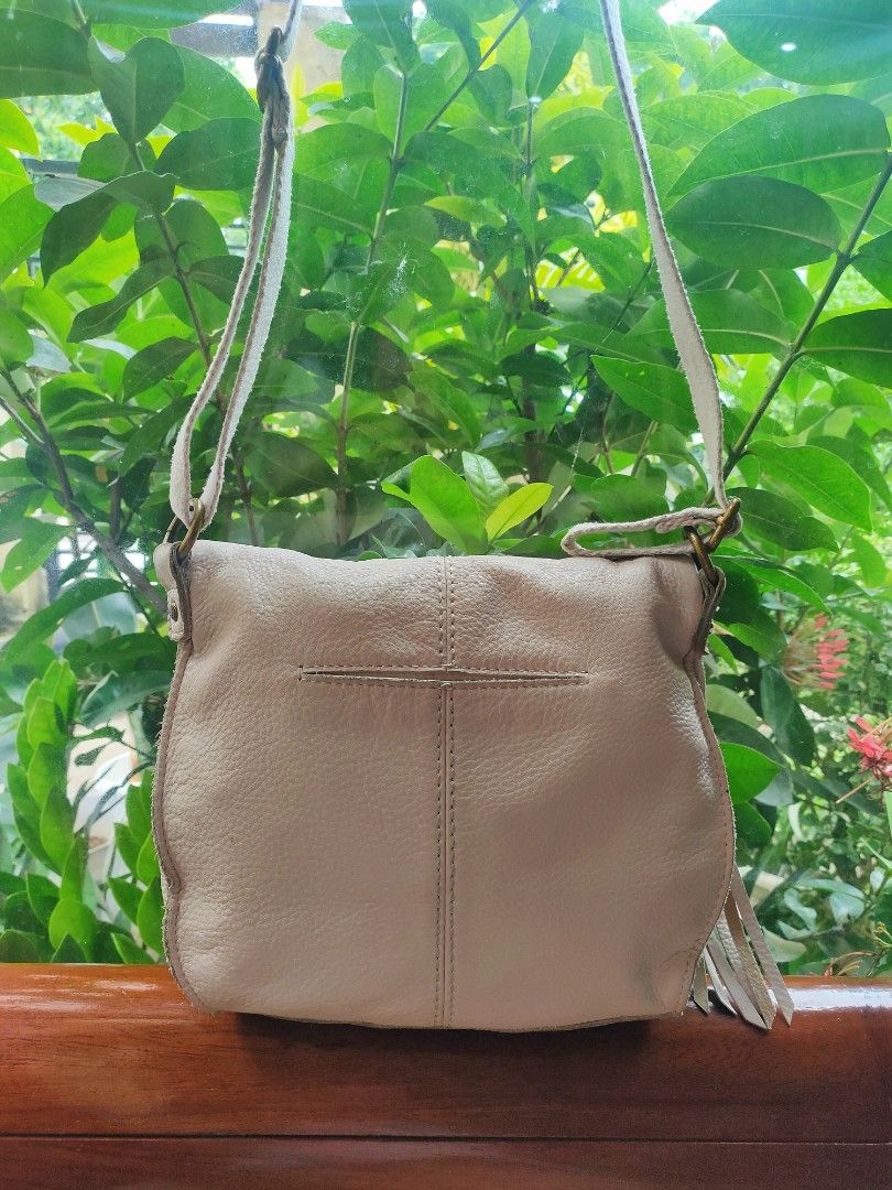 The sak deals white leather purse