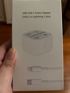 20W USB-C Power Adapter USB-C to lighting cable