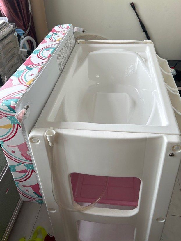 Cosatto easi peasi changing station hotsell