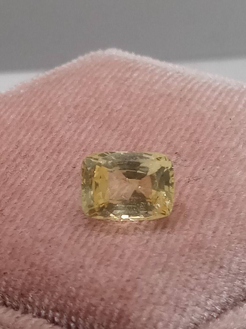 3ct UNHEATED Yellow Sapphire Sri Lanka Fair Price Suitable