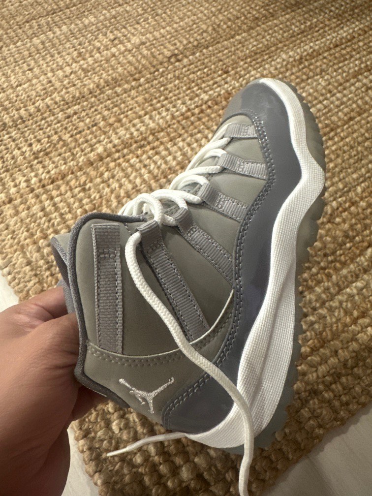 Air jordan 11 wolf grey on sale