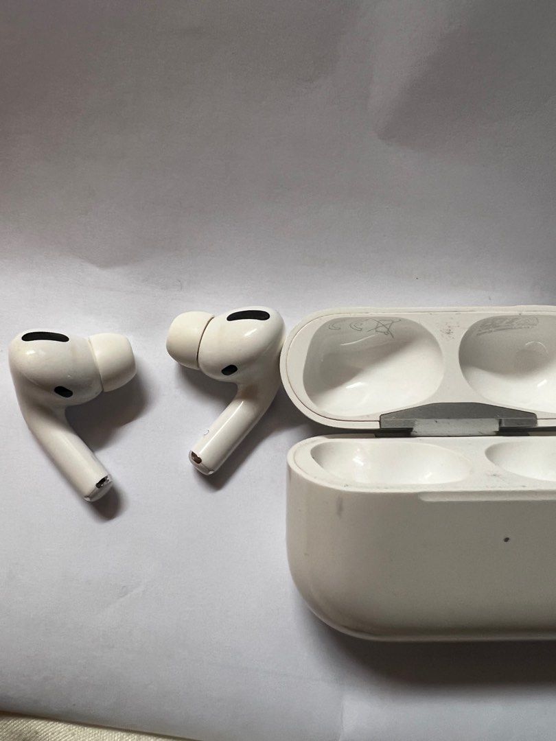 Apple Airpods Pro 1 右耳, 音響器材, 耳機- Carousell