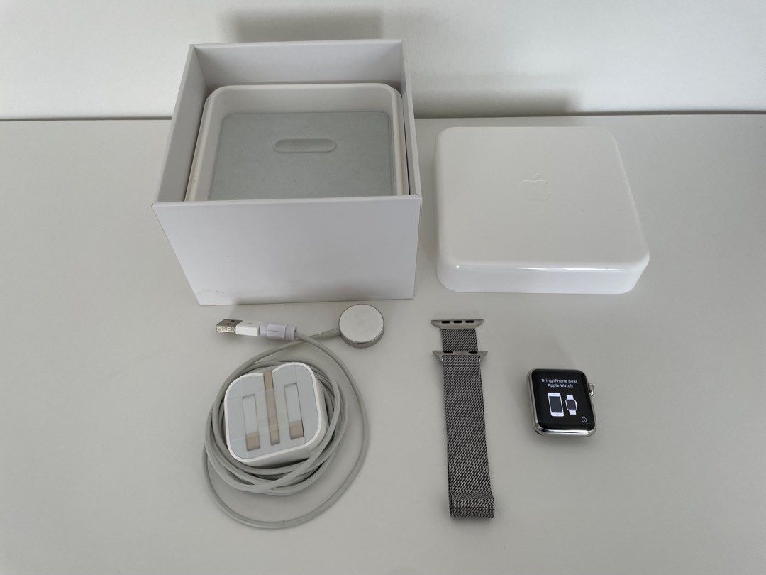 A1553 watch store