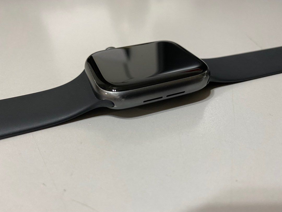 Apple Watch Series 4 S4 44mm Space Gray Mobile Phones Gadgets