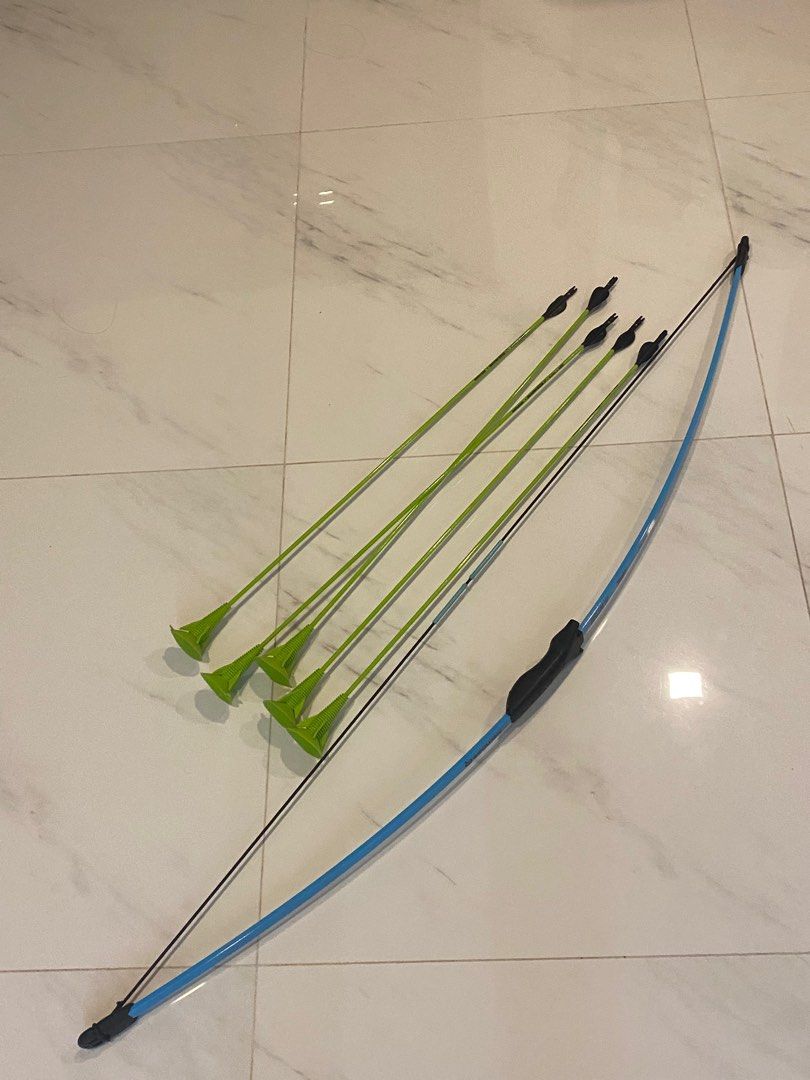 Archery bow and arrows (Decathlon), Sports Equipment, Other Sports