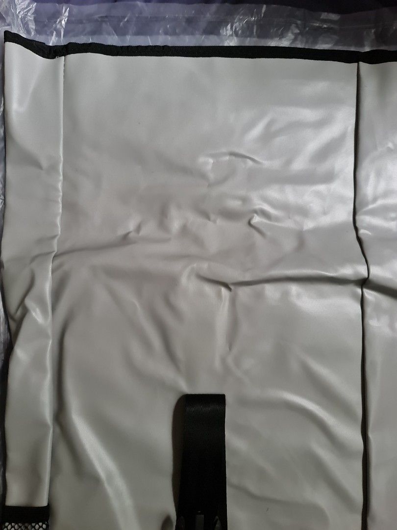 Backpack (Category: Backpacks) located in Singapore. Submitted by jeflhc (Listing ID 1240693736, Image 4). Description: Purchase item from my listings and get this backpack free..