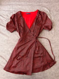 (Category: ) located in . Submitted by thriftinginkk (Listing ID 1240666286, Image 1). Description: .