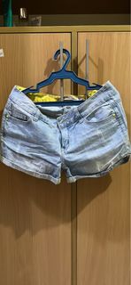 (Category: ) located in . Submitted by lessyb (Listing ID 1240637114, Image 1). Description: .