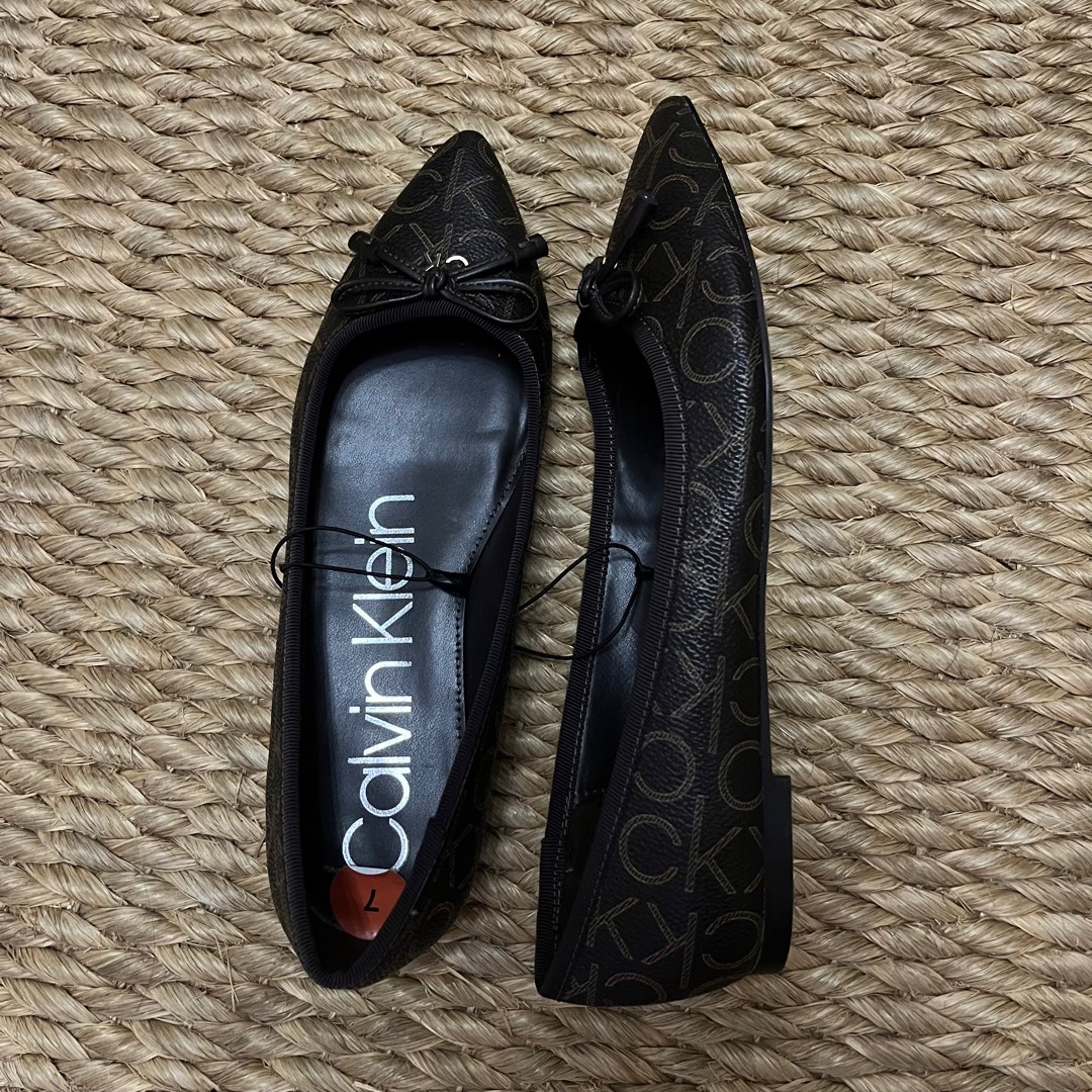 Calvin klein black flats outlet