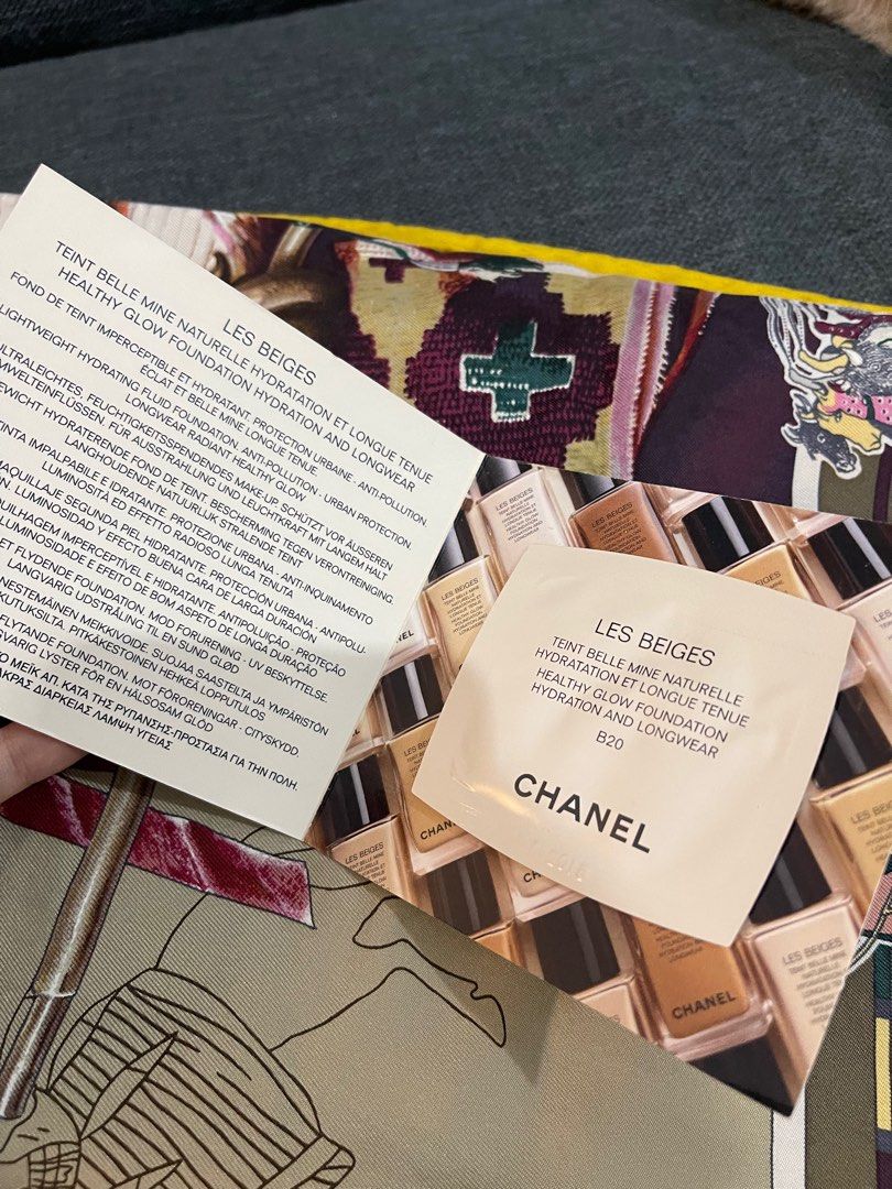 Chanel foundation sachet, Kesehatan & Kecantikan, Rias Wajah di Carousell