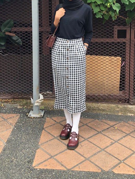 Checkered skirt ootd hot sale