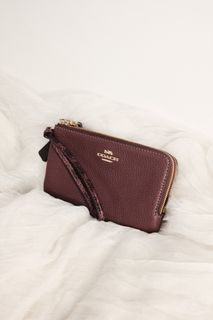 Coach Double Corner Zip Wristlet