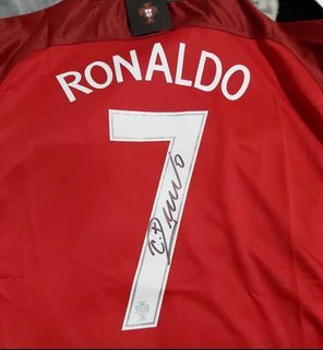 Autographed/Signed Ronaldo Nazario Real Madrid White Soccer Jersey Beckett  BAS COA at 's Sports Collectibles Store