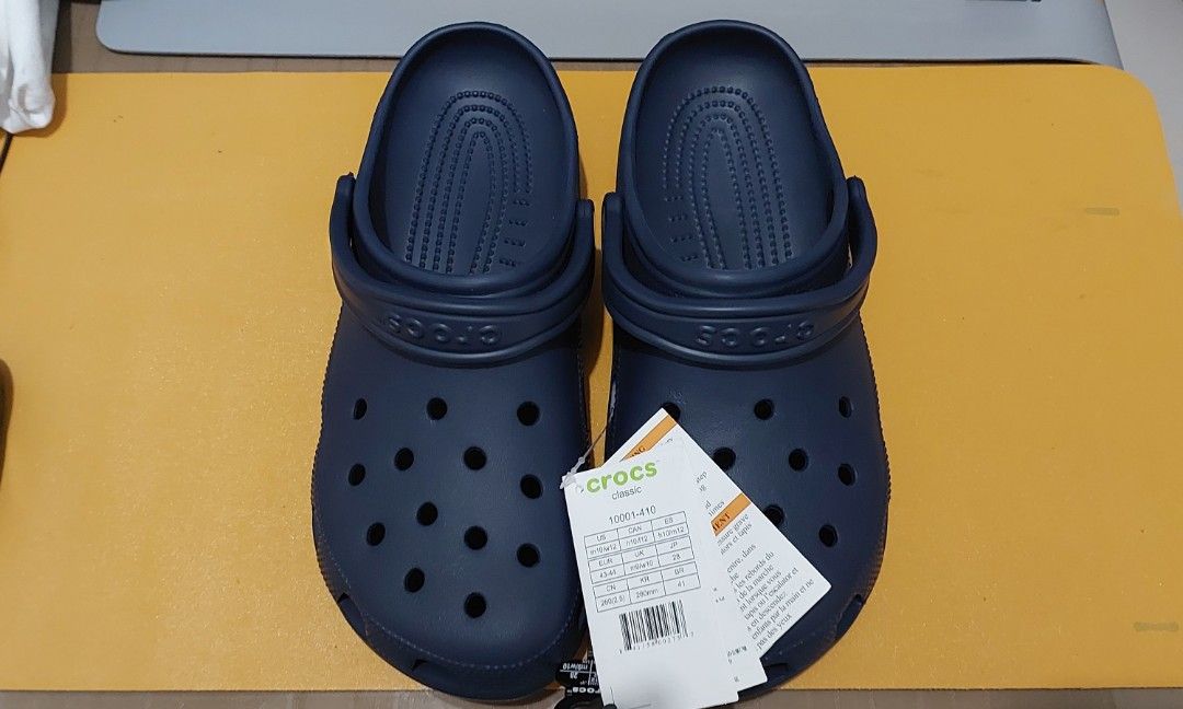 Mens blue crocs size 10 best sale