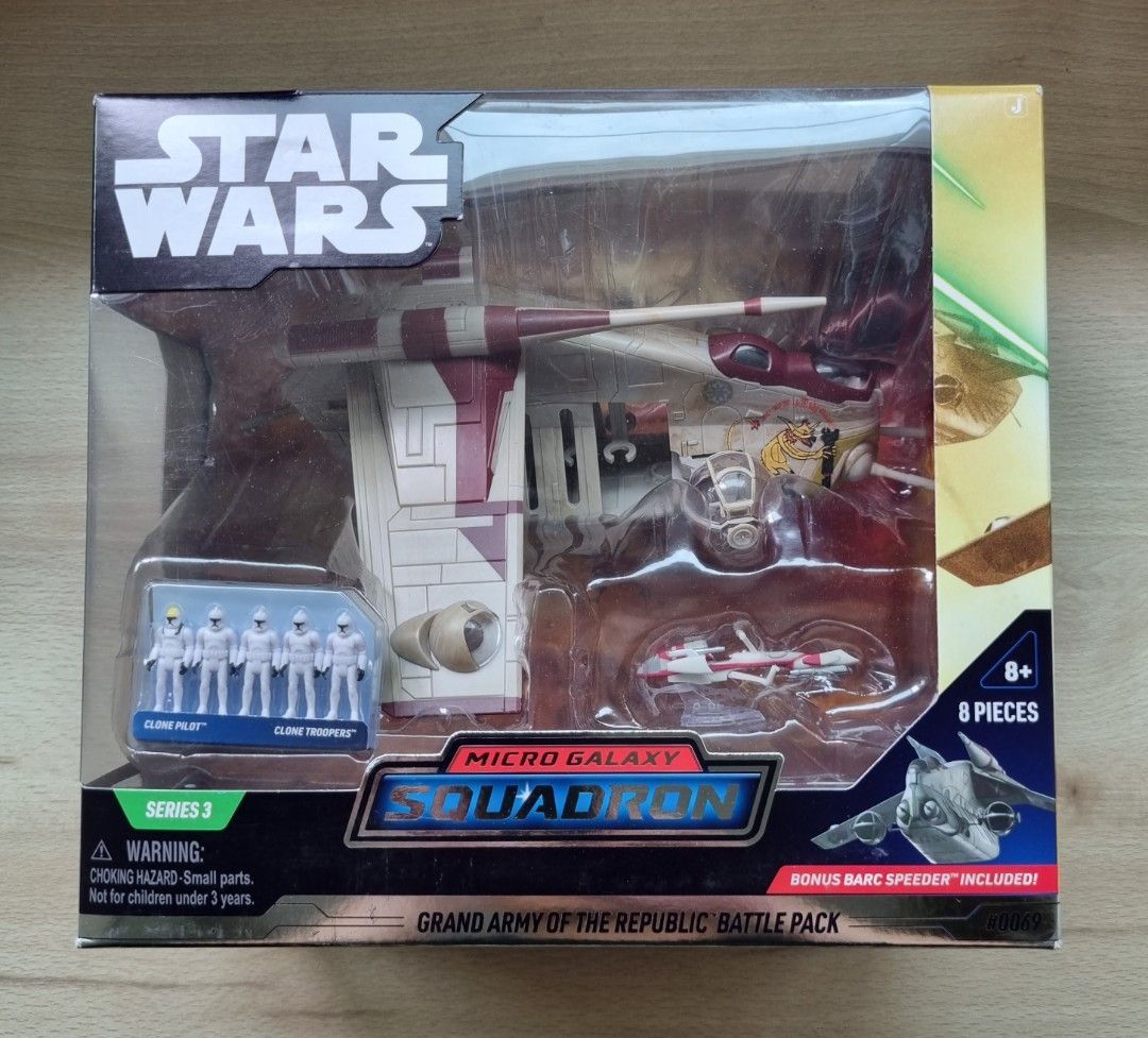 Crumb Bomber LAAT Gunship with BARC Speeder and 5 clone