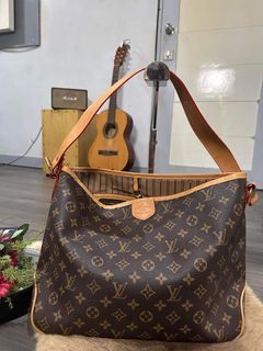 La Glam Consignment Boutique - LOUIS VUITTON Delightful PM and Bandouliere  25. EXCELLENT CONDITION! w/original receipts and dust bags.