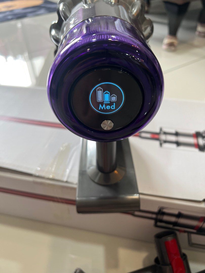 dyson vacuum v11 fluffy, Furniture & Home Living, Cleaning & Homecare