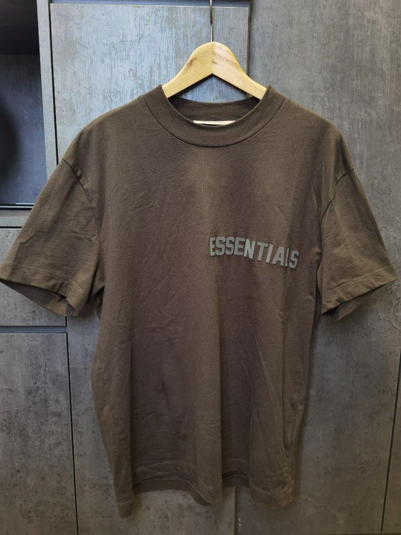 Essentials 23 off back tee S size Fear of god, 男裝, 上身及套裝, T