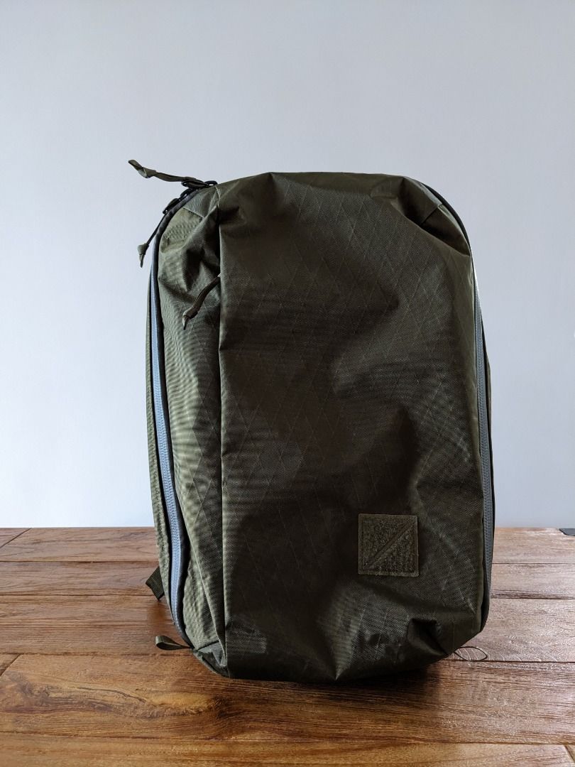 大きな取引 【美品】EVERGOODS CIVIC PANEL LOADER 24L リュック