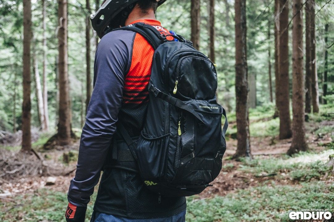 evoc enduro blackline 16