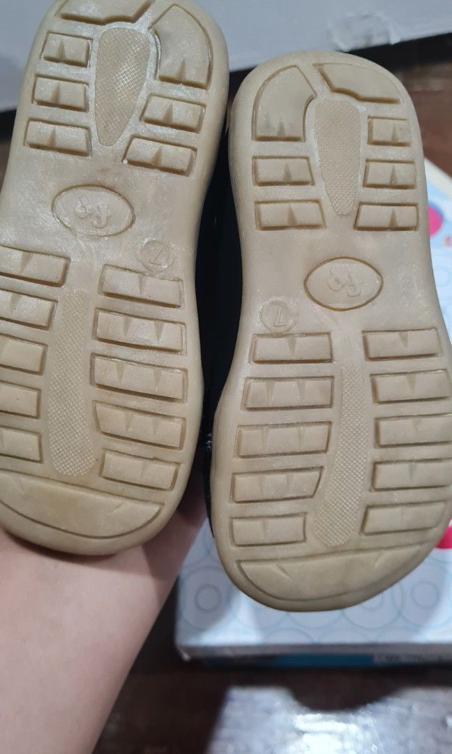 Fisher price infant shoes (Category: Babies & Kids Fashion) located in Muntinlupa City. Submitted by MrsJay (Listing ID 1240747261, Image 2). Description: brand new size 7.