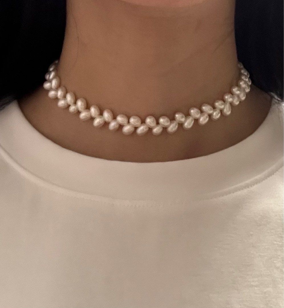 Genuine freshwater pearl choker necklace