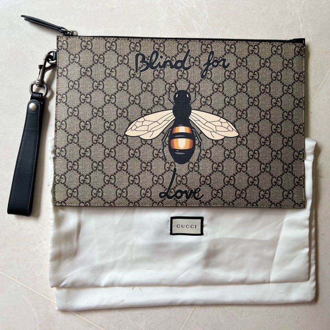 Gucci GG Supreme Clutch Bag, Luxury, Bags & Wallets on Carousell