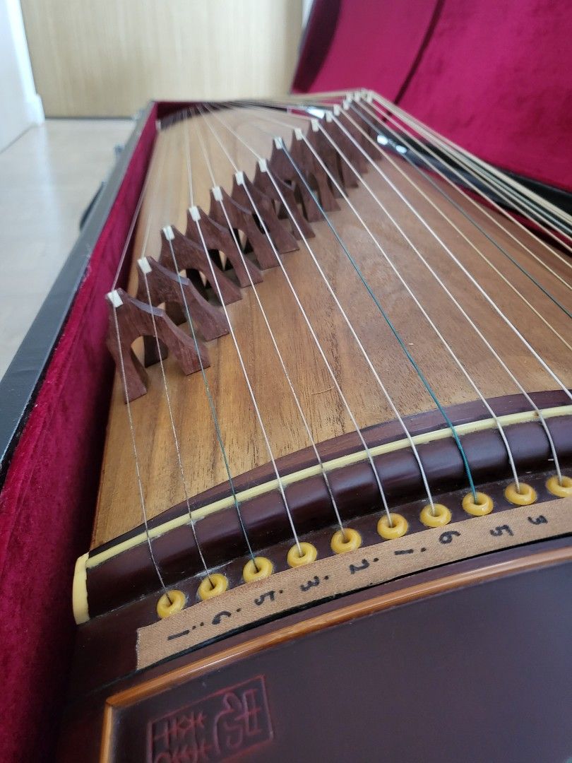 Guzheng, Hobbies & Toys, Music & Media, Musical Instruments on Carousell