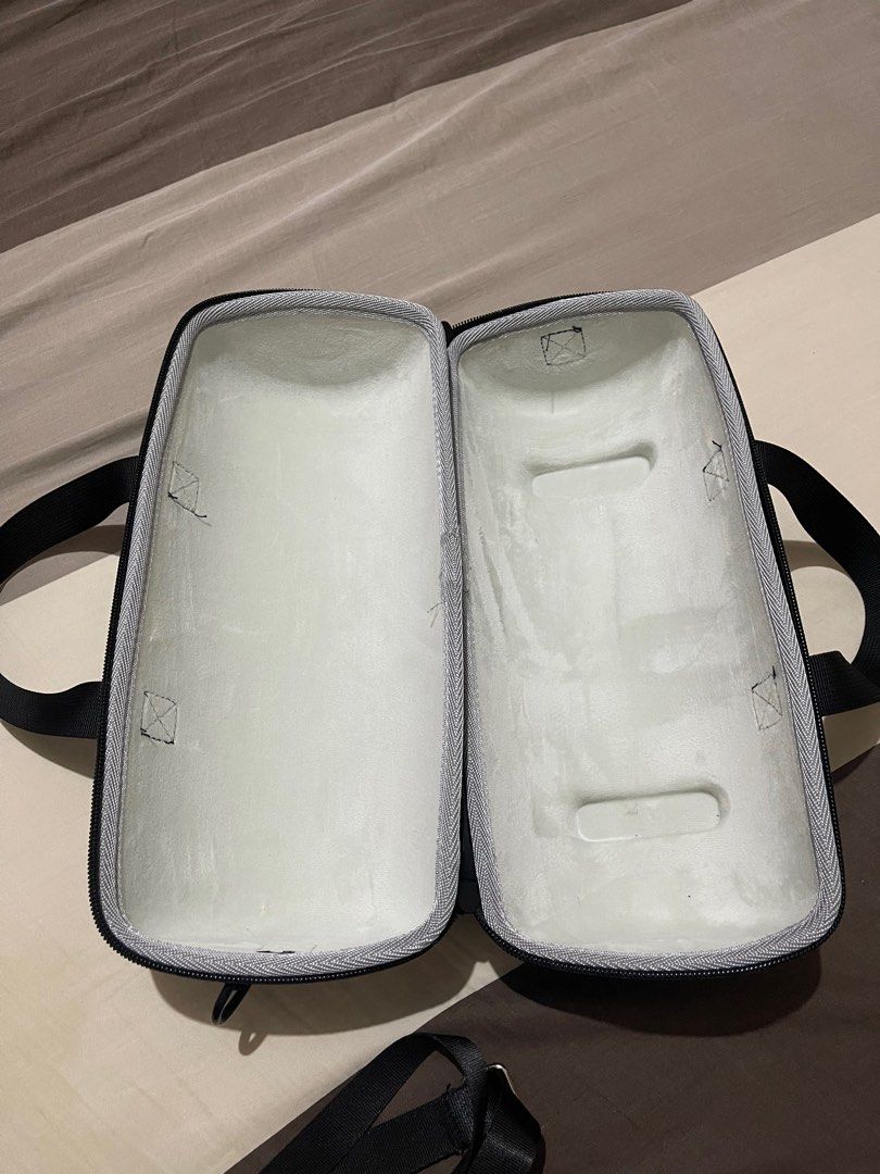 Hard Travel Case for JBL Extreme 2 (Category: Portable Audio Accessories) located in Quezon City. Submitted by theveescloset (Listing ID 1240709173, Image 2). Description: Purchased for 1K + sf Just removed from packaging but never used because it’s too big for my LG Speaker Portable, best for travel Shock proof hard case With velvet lining Comes with an adjustable strap for shoulder or hand carry .