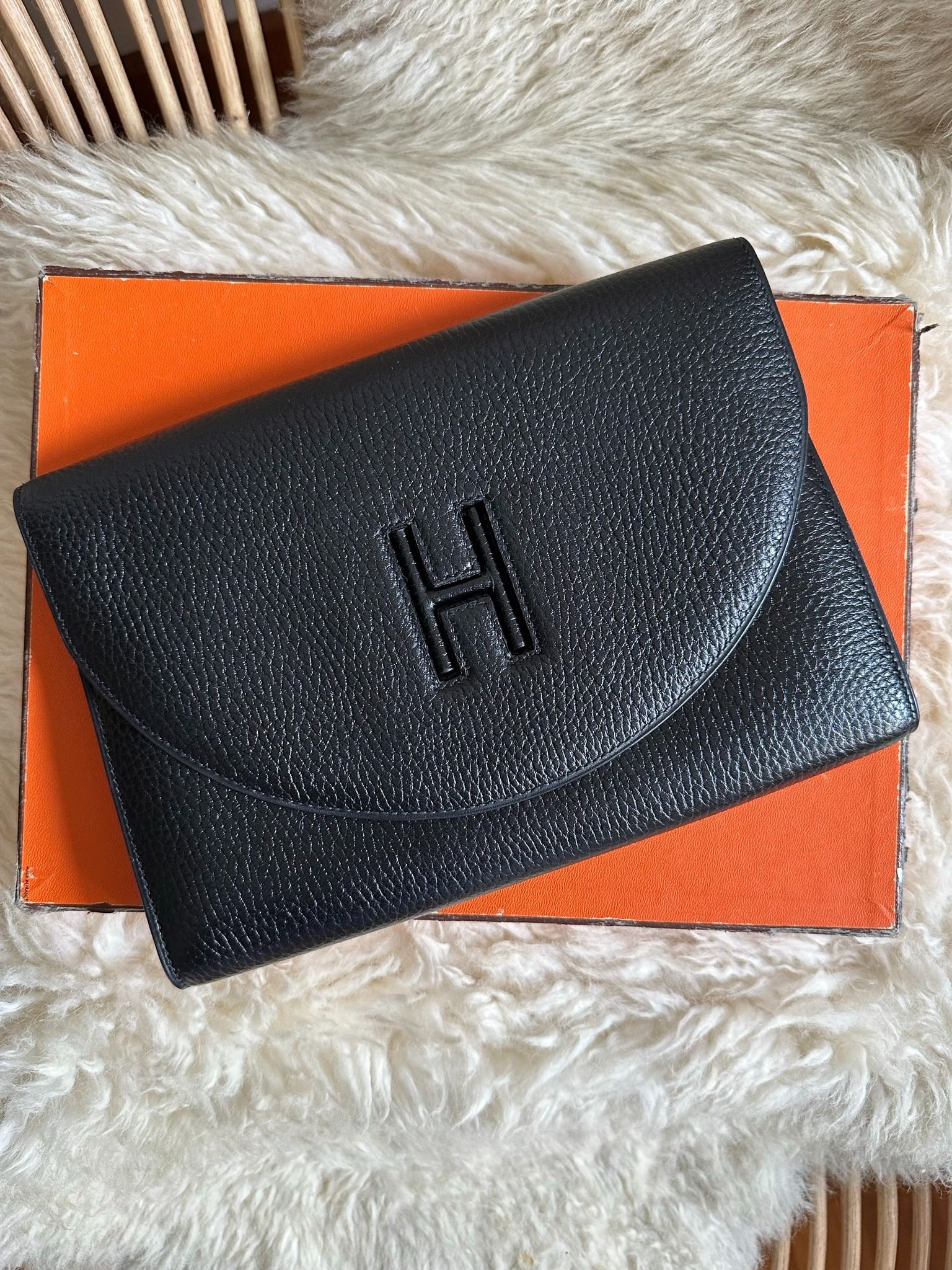 Vintage hotsell hermes clutch