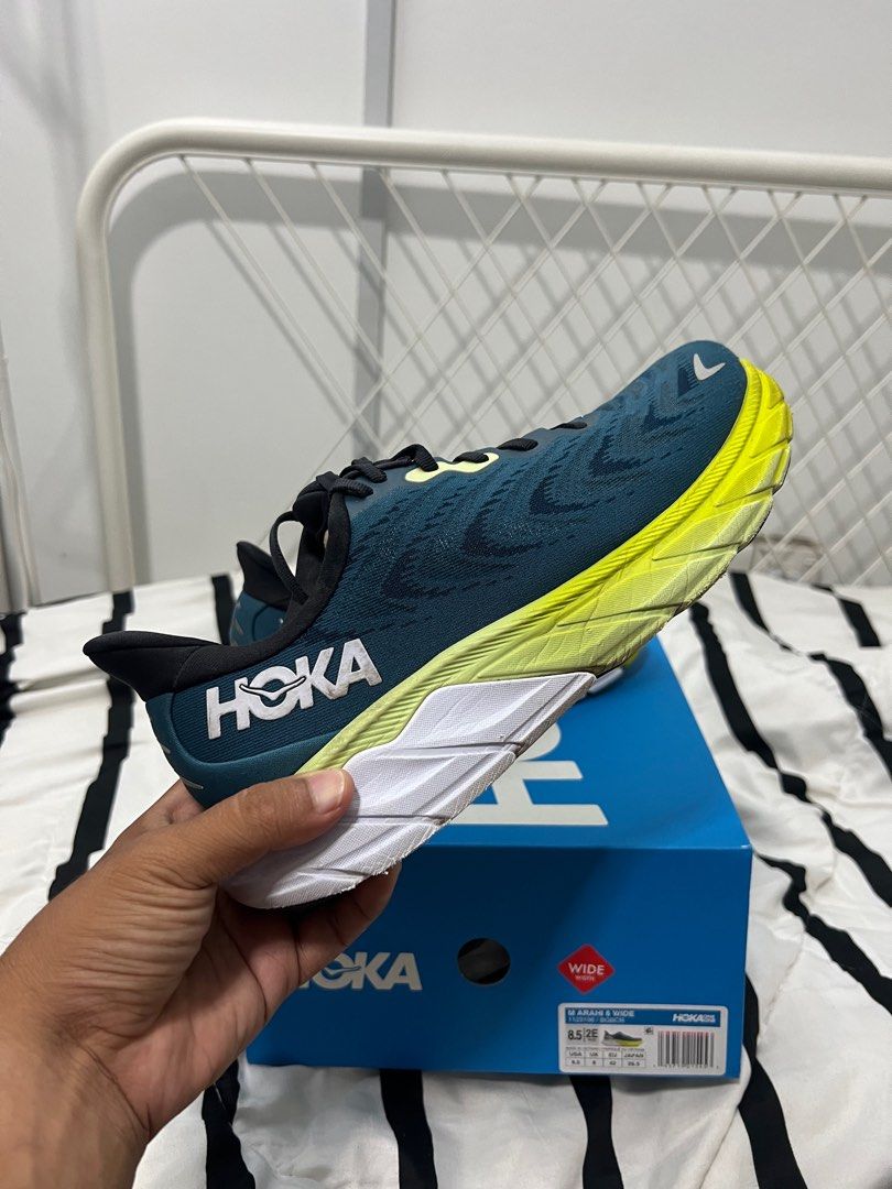 Hoka arahi wide sales